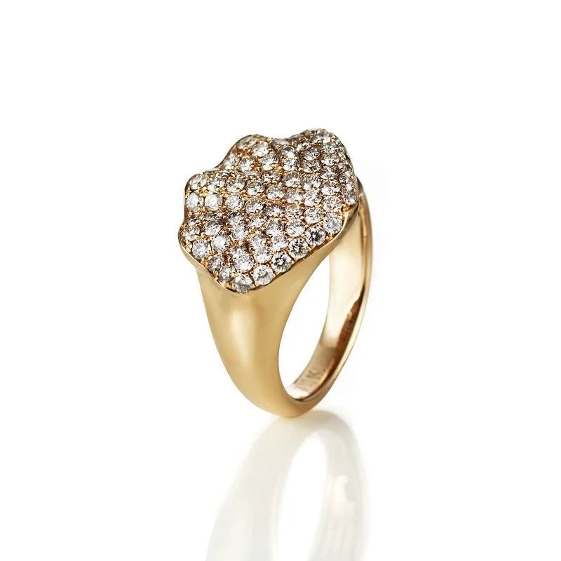 Once-A-Year Jewelry Sale – Grab Your Favorites Now Seashell Dream 18K Gold, Rosegold or Whitegold Ring w. Diamonds Once-A-Year Jewelry Sale – Grab Your Favorites Now Seashell Dream 18K Gold, Rosegold or Whitegold Ring w. Diamonds