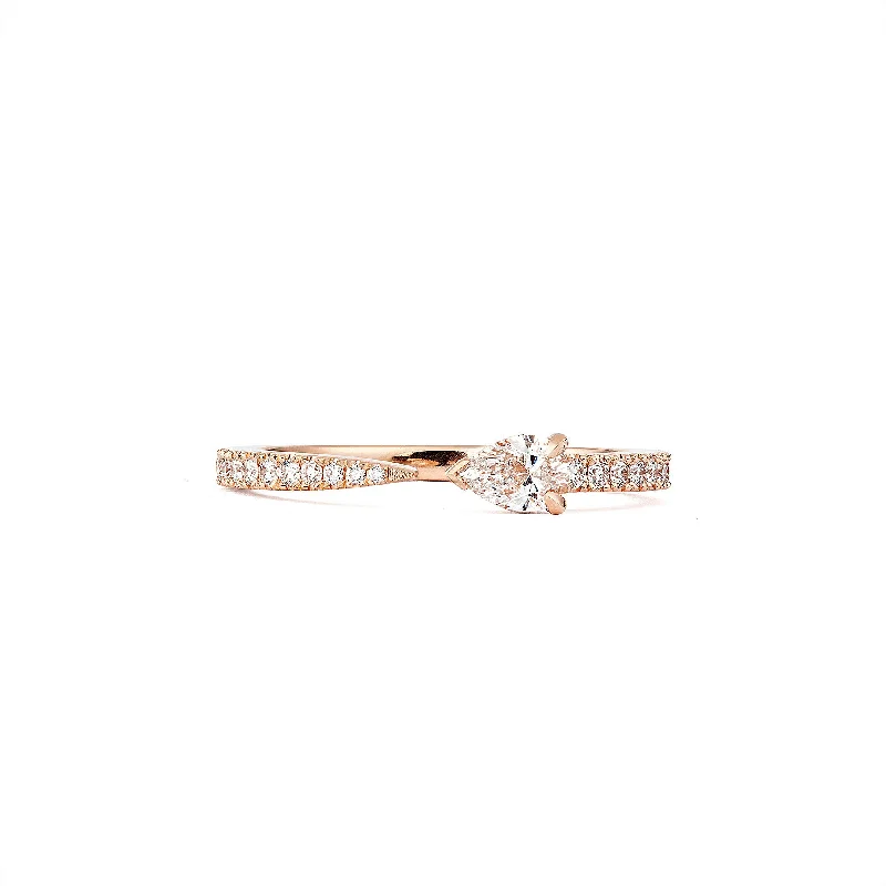 Drop 18K Rosegold Ring w. Diamonds