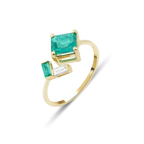 Last Chance To Shop High-End Jewelry At Markdown Prices Artisia Leaf Open 18K Gold Ring w. Sapphires & Diamond Last Chance To Shop High-End Jewelry At Markdown Prices Artisia Leaf Open 18K Gold Ring w. Sapphires & Diamond