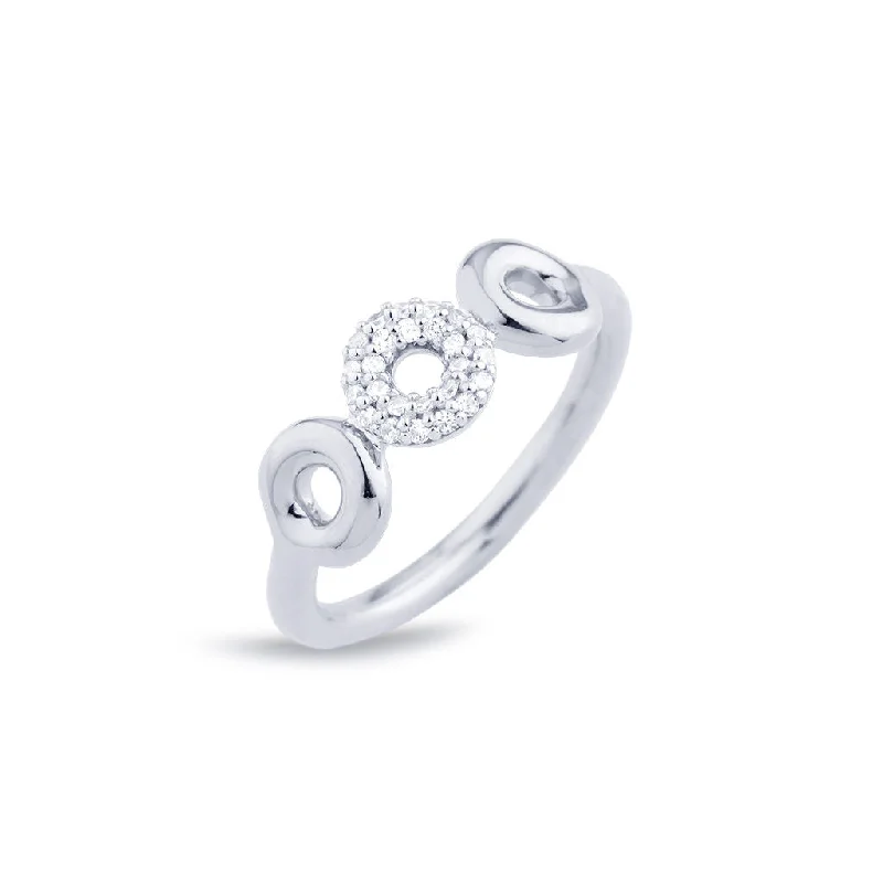 Matiné 18K Whitegold Ring w. 25 Diamonds