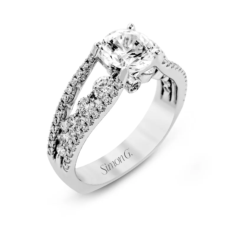Luxury Jewelry Sale – Elegant Styles At Unbeatable Prices Princess-Cut Split-Shank Engagement Ring In 18k Gold With Diamonds Luxury Jewelry Sale – Elegant Styles At Unbeatable Prices Princess-Cut Split-Shank Engagement Ring In 18k Gold With Diamonds