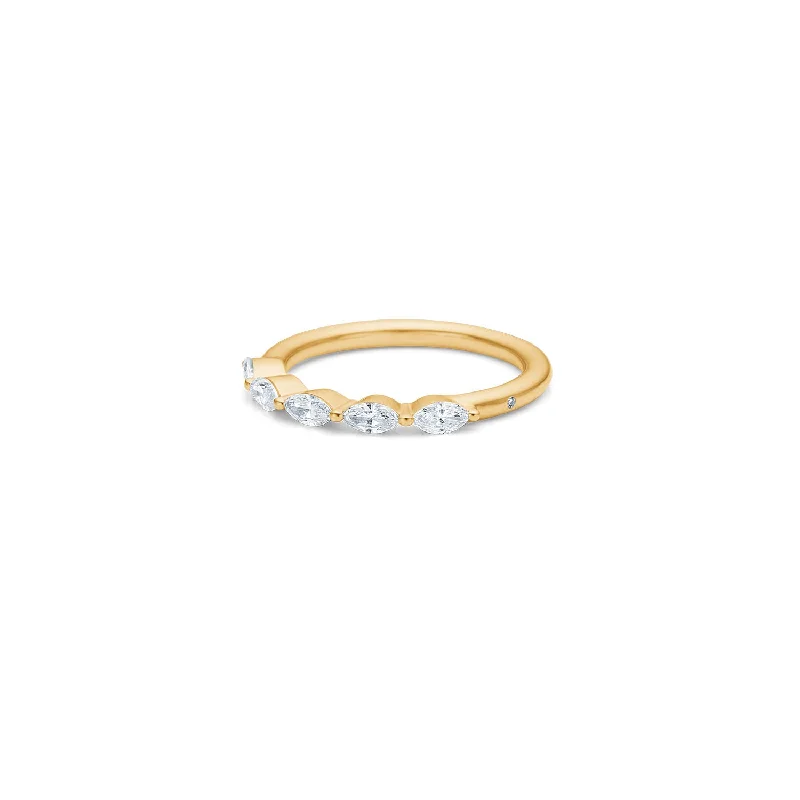 Don't Miss These Dazzling Jewelry Discounts Her Love 18K Gold Ring w. Diamonds