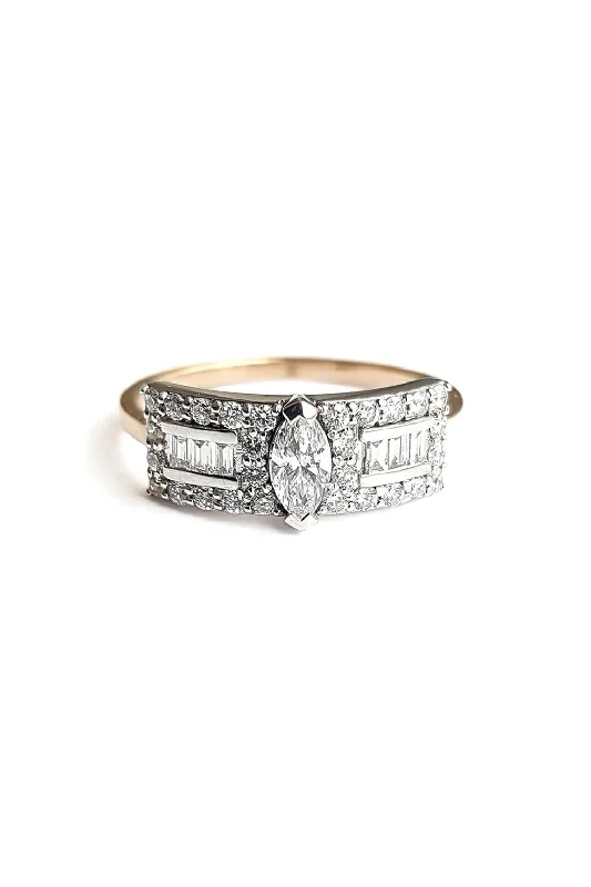 Second Wife Big Marquise 18K Rosegold & Whitegold Ring w. Diamonds