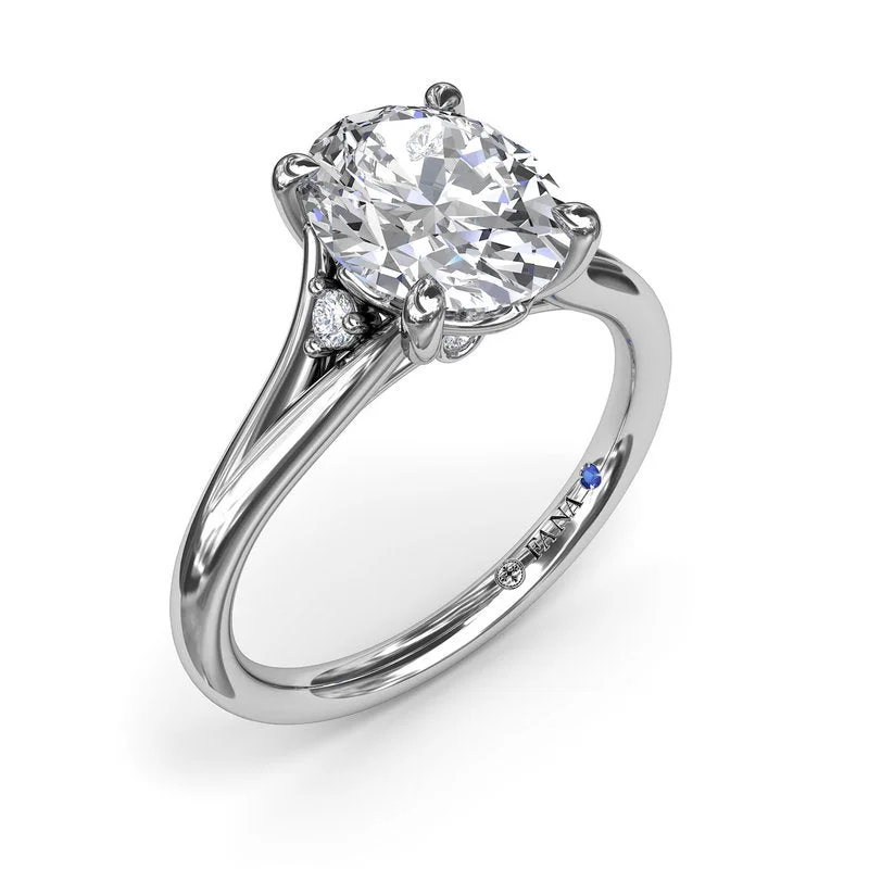 Romantic Heart-Shaped Jewelry For Special Gifts Split Shank Engagement Ring