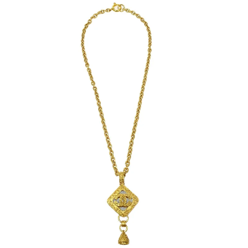 Once-A-Year Jewelry Sale – Grab Your Favorites Now Chanel 1994 Bell Mirror Gold Chain Pendant Necklace Once-A-Year Jewelry Sale – Grab Your Favorites Now Chanel 1994 Bell Mirror Gold Chain Pendant Necklace