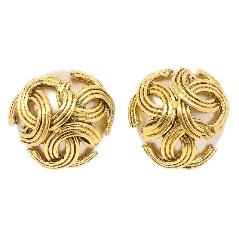 Bestselling Jewelry At Special Promotional Rates CHANEL 1994 Triple CC Faux Pearl Button Earrings Bestselling Jewelry At Special Promotional Rates CHANEL 1994 Triple CC Faux Pearl Button Earrings