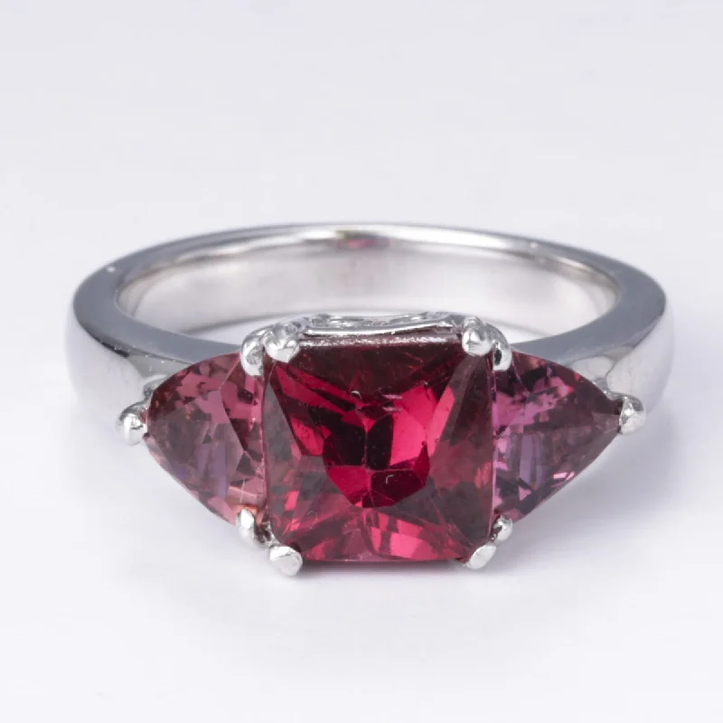 Flash Sale On Exquisite Jewelry – Don't Miss Out 18k White Gold Rhodolite Garnet and Pink Sapphire Ring | 3.10ct, 1.50ctw | SZ 6.5 Flash Sale On Exquisite Jewelry – Don't Miss Out 18k White Gold Rhodolite Garnet and Pink Sapphire Ring | 3.10ct, 1.50ctw | SZ 6.5