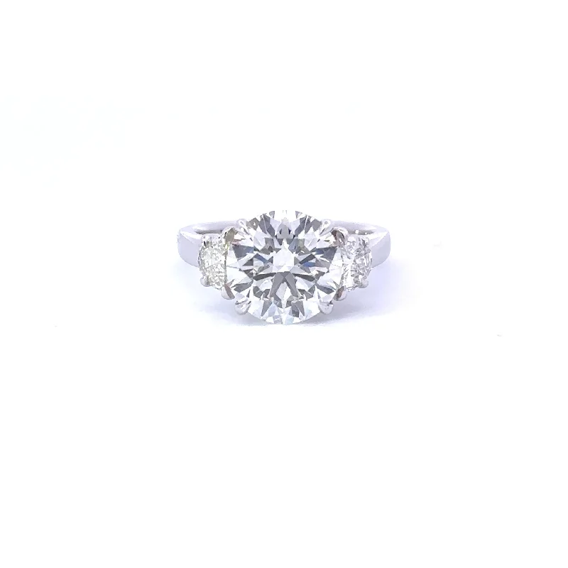 Personalized Jewelry Sale – Meaningful Gifts At Great Prices 4.04 Round Lab Diamond 3-Stone Engagement Ring