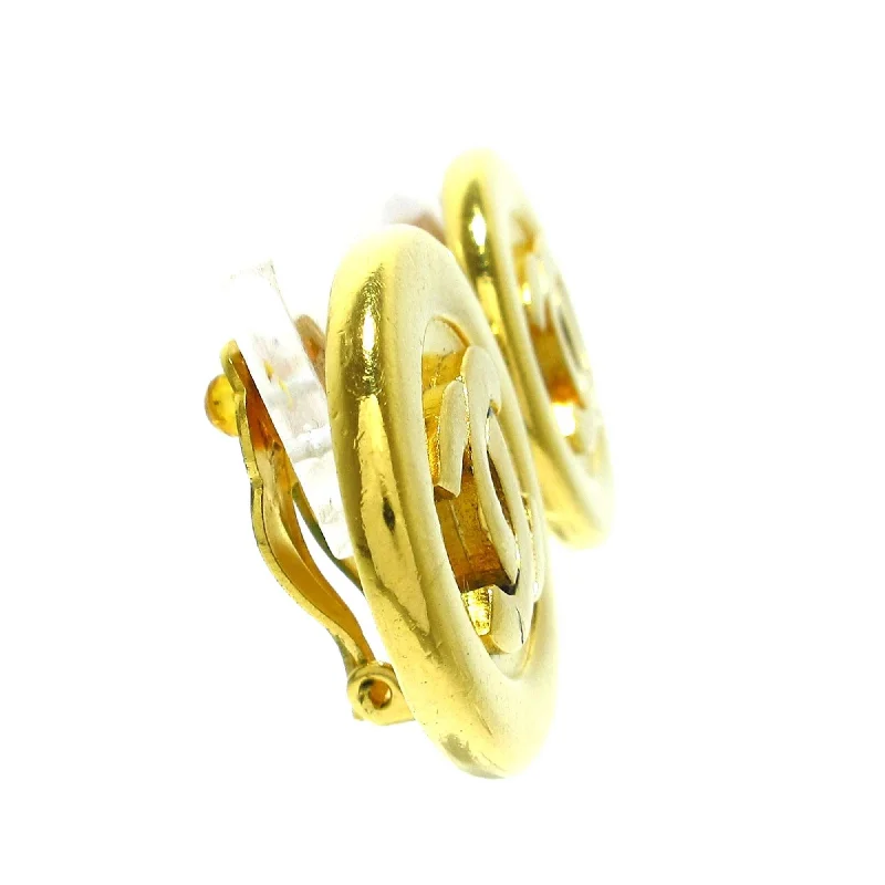 Big Discounts On Elegant Jewelry Collections Chanel CC Clip-on Earrings (SHG-0wmk3T) Big Discounts On Elegant Jewelry Collections Chanel CC Clip-on Earrings (SHG-0wmk3T)