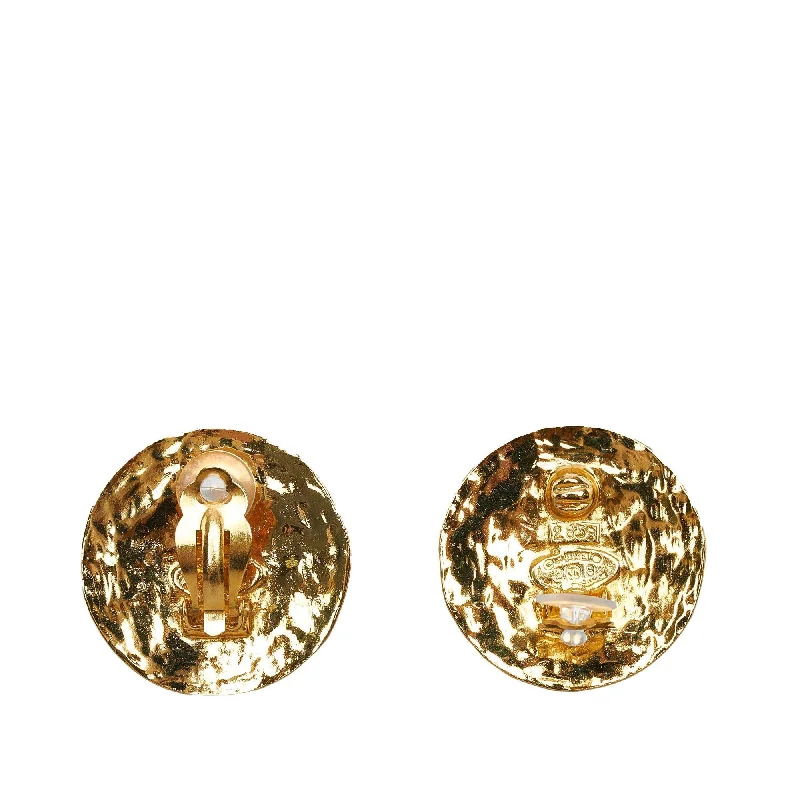 Must-Have Jewelry Pieces At Reduced Prices Chanel CC Clip-On Earrings (SHG-5otTcM) Must-Have Jewelry Pieces At Reduced Prices Chanel CC Clip-On Earrings (SHG-5otTcM)