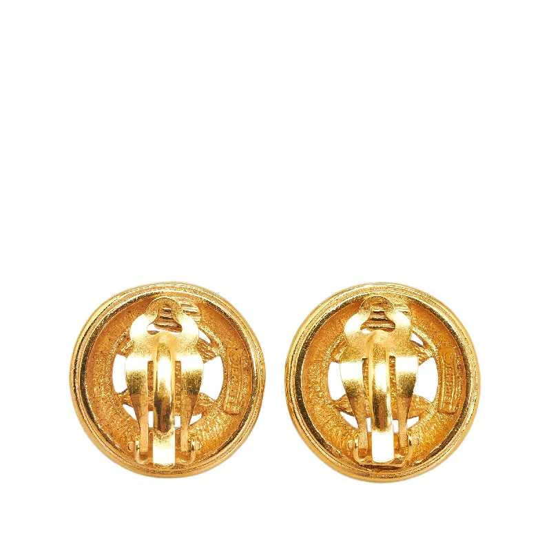 Exclusive Jewelry Sale – Grab Timeless Pieces Now Chanel CC Clip-on Earrings (SHG-WgumWS) Exclusive Jewelry Sale – Grab Timeless Pieces Now Chanel CC Clip-on Earrings (SHG-WgumWS)