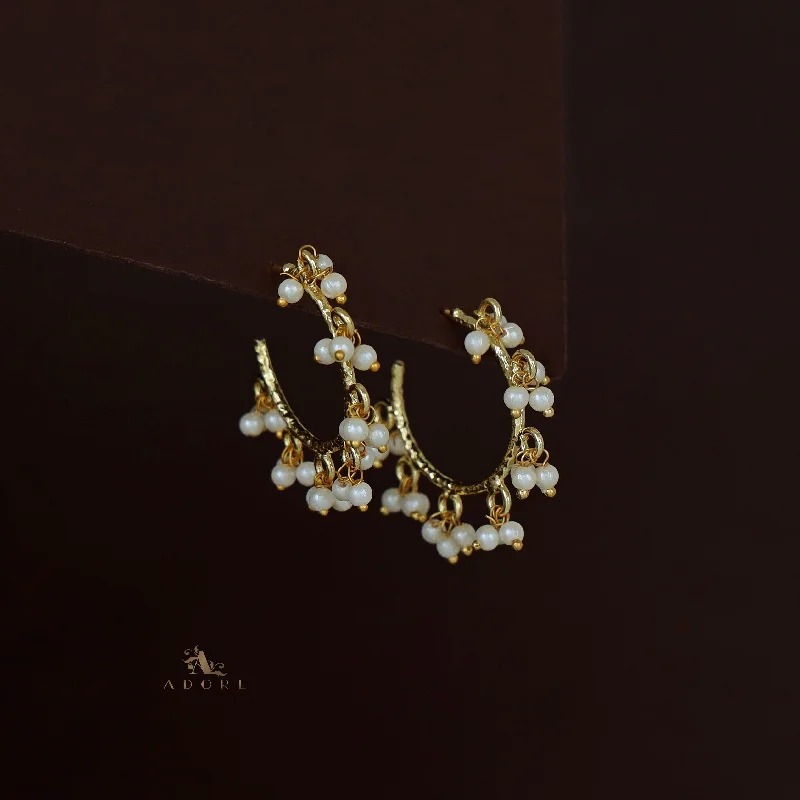 High-End Sparkle, Low-End Prices – Shop Now Golden Hammered Pearl Cluster Hoop Earring High-End Sparkle, Low-End Prices – Shop Now Golden Hammered Pearl Cluster Hoop Earring