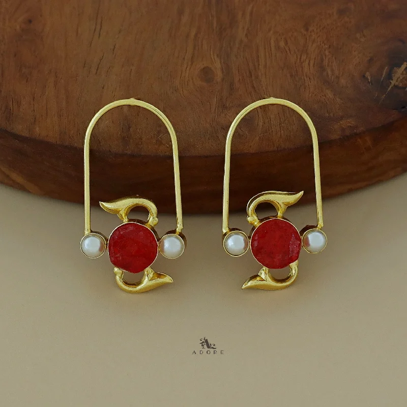 Grab Your Dream Jewelry At The Lowest Prices Golden Semi Oval Pearl Dyed Stone Earring