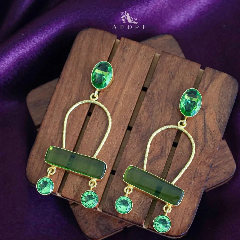 Light Green + Parrot Green