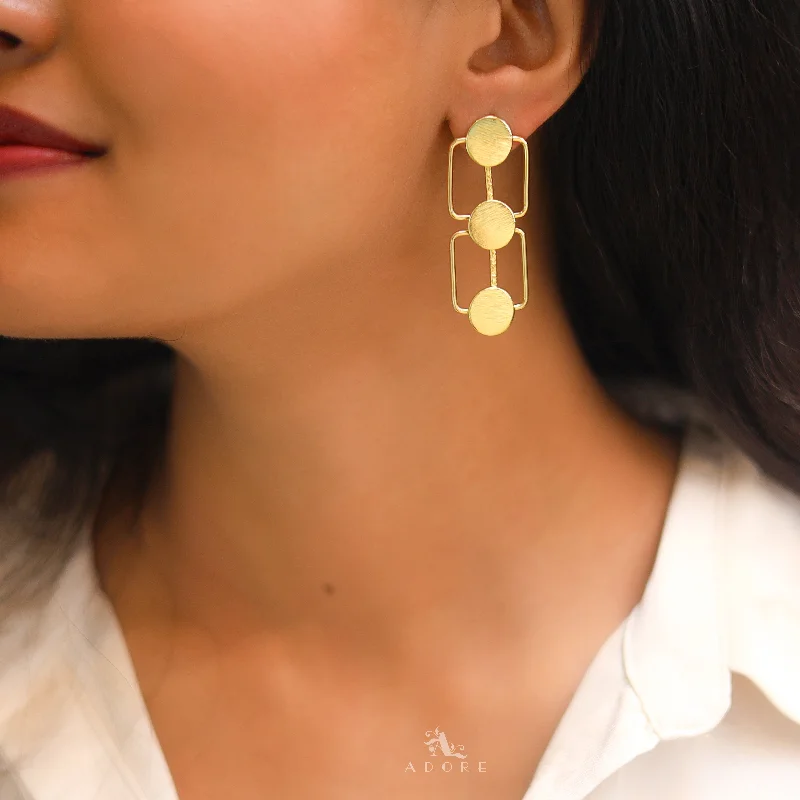 Golden Tri Circle Textured Line Earring