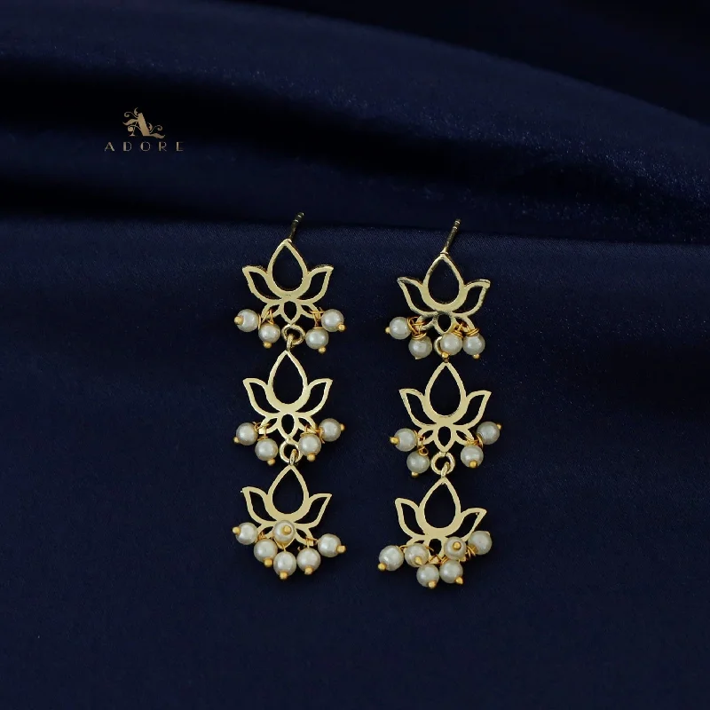 Accessorize For Less – Luxury Jewelry At Affordable Prices Golden Tri Lotus Pearl Cluster Earring Accessorize For Less – Luxury Jewelry At Affordable Prices Golden Tri Lotus Pearl Cluster Earring