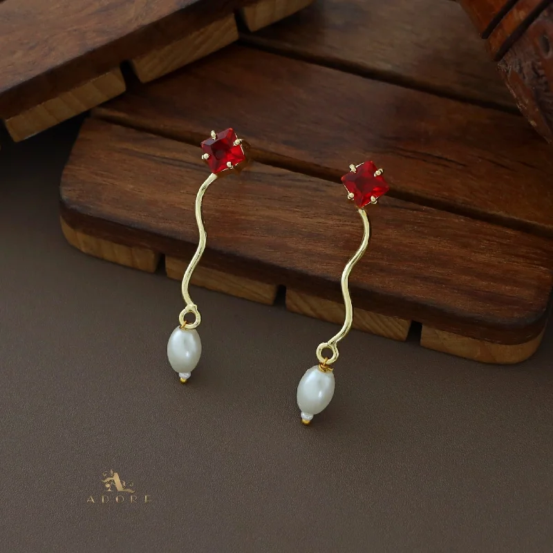 Final Call For Exquisite Jewelry At Reduced Rates Golden Wavy Pearl Glossy Earring