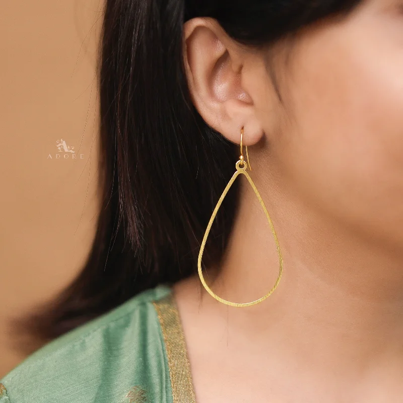 Big Savings On Your Favorite Jewelry Pieces Hanna Textured Golden Drop