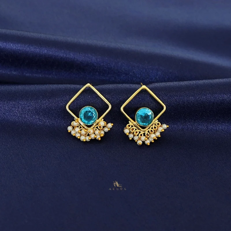 Luxury Jewelry Sale – Elegant Styles At Unbeatable Prices Milena Golden Diamond MOP Pearl Cluster Earring Luxury Jewelry Sale – Elegant Styles At Unbeatable Prices Milena Golden Diamond MOP Pearl Cluster Earring