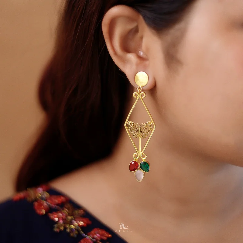 Affordable Gold-Plated Jewelry For Modern Fashion Nyssa Golden Diamond Butterfly Glossy Tri Drop Earring Affordable Gold-Plated Jewelry For Modern Fashion Nyssa Golden Diamond Butterfly Glossy Tri Drop Earring