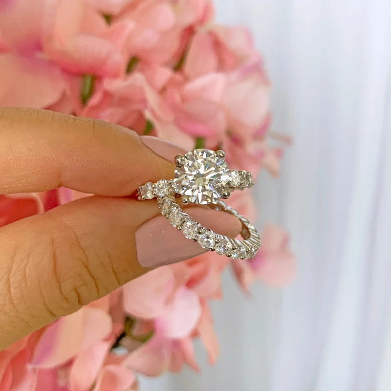 Chic, Trendy, And Affordable Jewelry Sale 7 ctw 3 ct Center V Style Eternity Solitaire Set - 10k Solid White Gold, Sz 7 Chic, Trendy, And Affordable Jewelry Sale 7 ctw 3 ct Center V Style Eternity Solitaire Set - 10k Solid White Gold, Sz 7