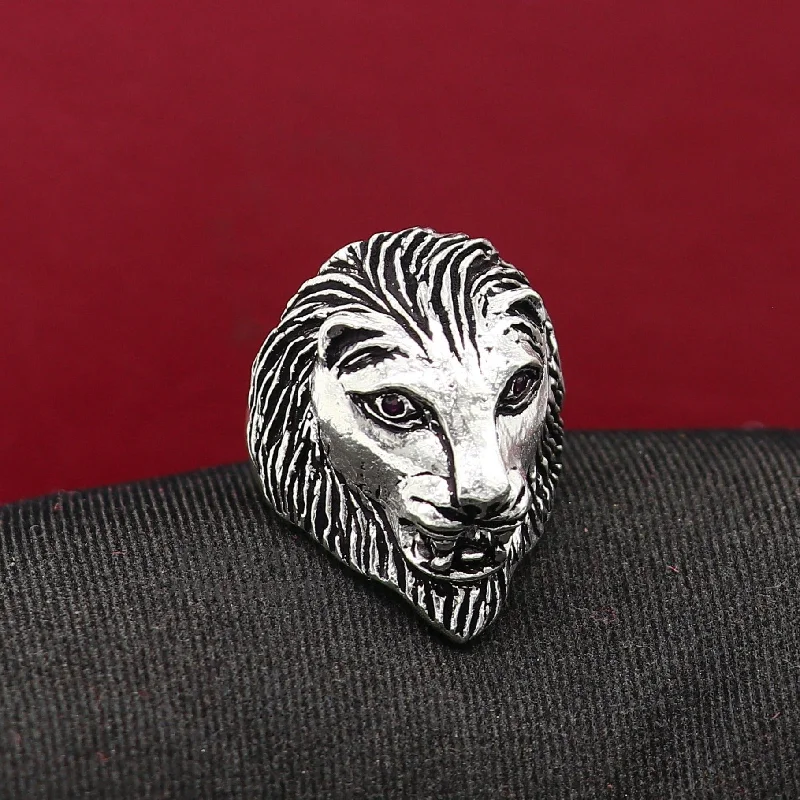 92.5% sterling silver handmade king lion head face high quality unique ring band for gifting, stylish luxury lion ring  sr363