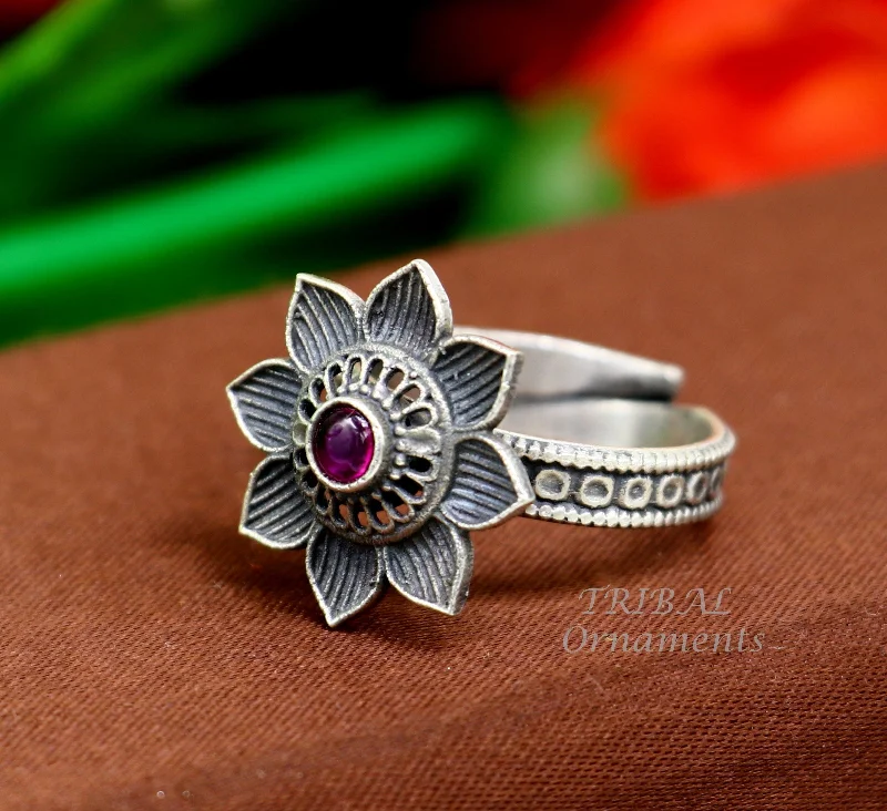 floral design 925 sterling solid silver fabulous craftsmanship vintage design tribal adjustable ring band for women Rajasthan India SR333