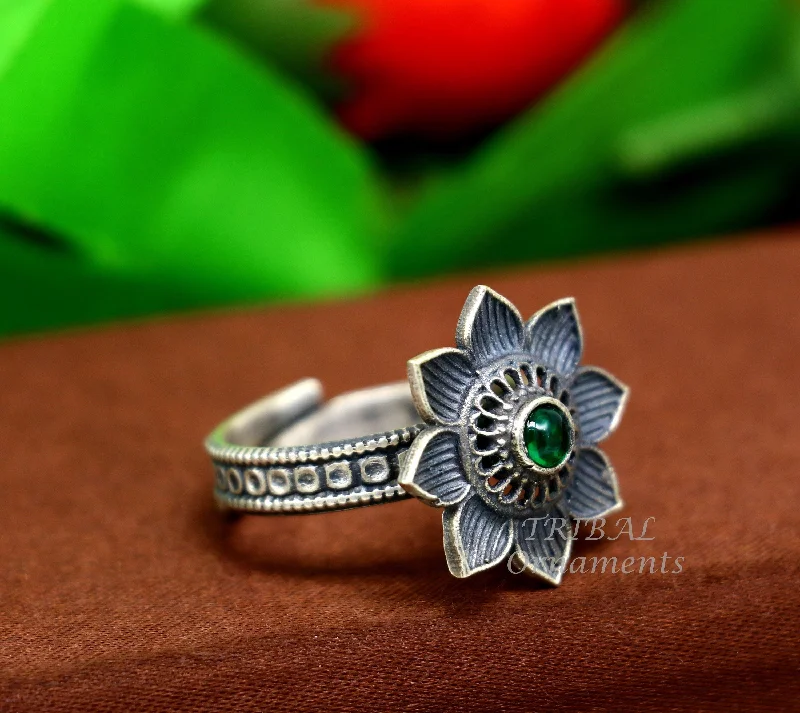 floral design 925 sterling solid silver fabulous craftsmanship vintage design tribal adjustable ring band for women Rajasthan India SR334