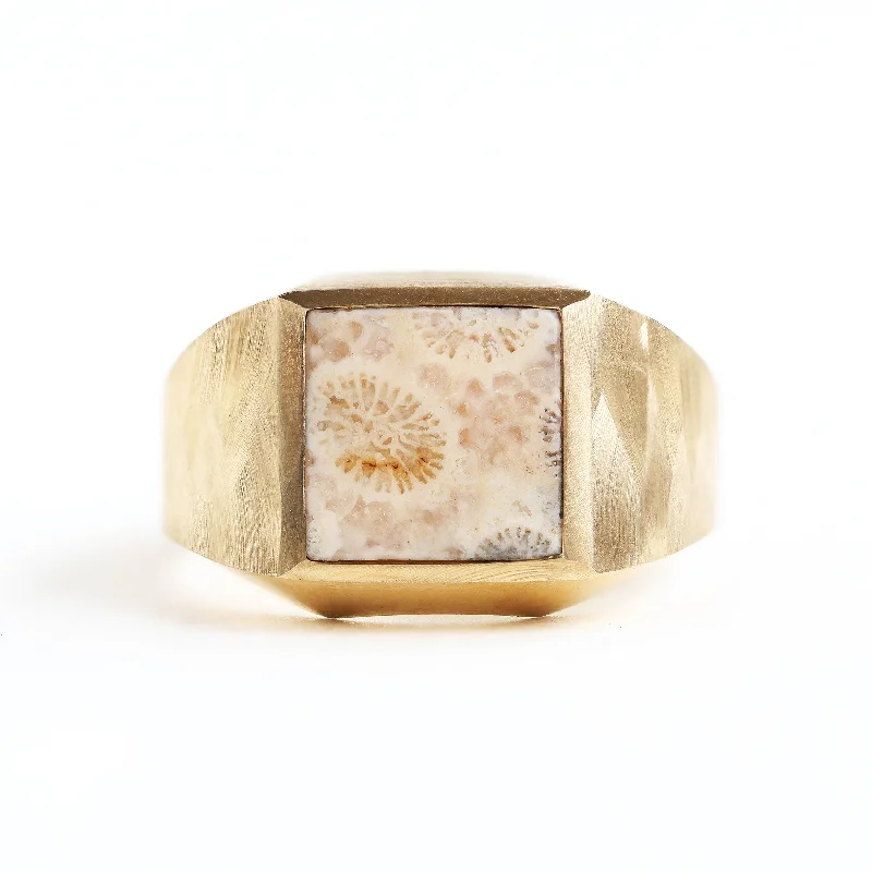 Keanu signet ring with fossilized coral