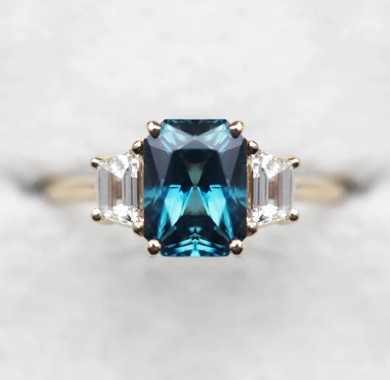 Seasonal Jewelry Deals – Elevate Your Style Moana Art Deco Sapphire Diamond Ring