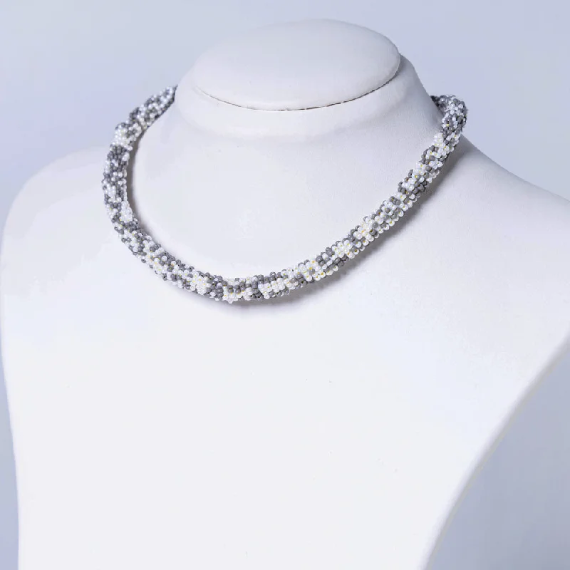 Shop Dazzling Jewelry At The Best Prices Neemuch Handmade Beadwork Necklace by Pushpa Harit Shop Dazzling Jewelry At The Best Prices Neemuch Handmade Beadwork Necklace by Pushpa Harit
