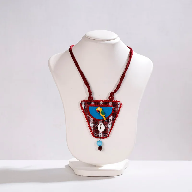 The Perfect Jewelry Piece At The Perfect Price Handpainted & Bead Work Fabric Necklace The Perfect Jewelry Piece At The Perfect Price Handpainted & Bead Work Fabric Necklace
