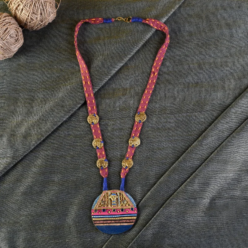 High-End Jewelry, Now More Affordable Than Ever The Empress Procession Hancrafted Tribal Dokra Necklace High-End Jewelry, Now More Affordable Than Ever The Empress Procession Hancrafted Tribal Dokra Necklace