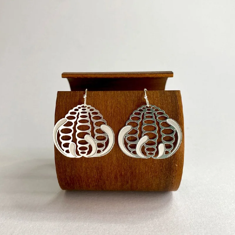Get Your Favorite Jewelry At The Best Price Go Do Good Hook Earrings - Banksia