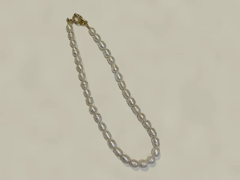 Exclusive Jewelry Markdowns – Limited-Time Offer Pearl Necklace with Gold Hardware by Kimberly Aman Exclusive Jewelry Markdowns – Limited-Time Offer Pearl Necklace with Gold Hardware by Kimberly Aman