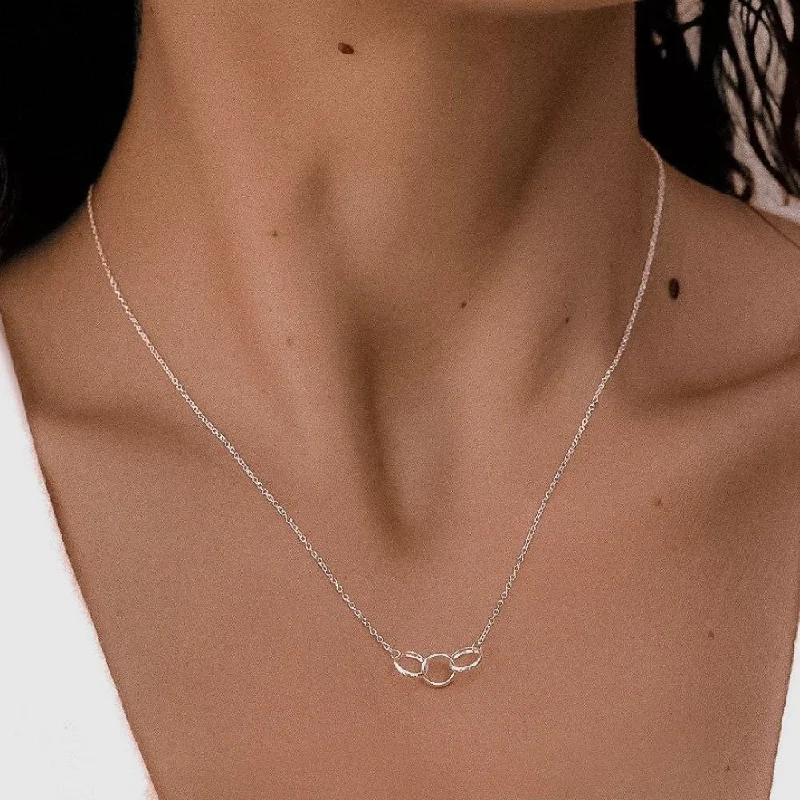 Timeless Elegance At Unbelievable Discounts Petals Triple Circles Small Necklace - Sterling Silver Timeless Elegance At Unbelievable Discounts Petals Triple Circles Small Necklace - Sterling Silver