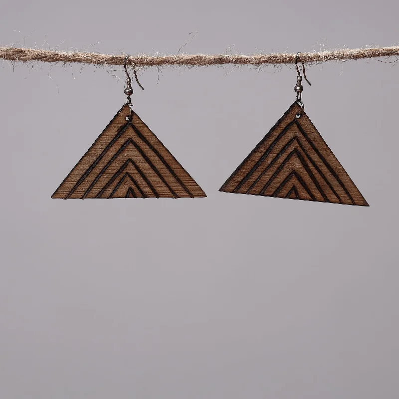 Seasonal Jewelry Deals – Elevate Your Style Hand Carved Bamboo Wooden Earrings