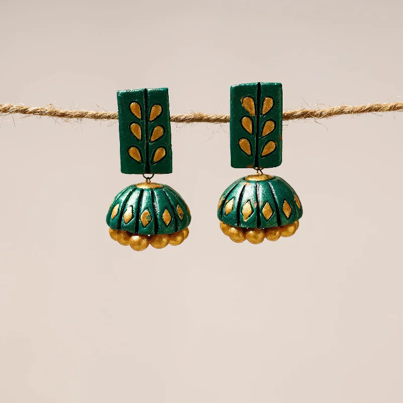 Get The Sparkle You Love At Prices You Adore Bishnupur Handpainted Terracotta Jhumki Earrings 07 Get The Sparkle You Love At Prices You Adore Bishnupur Handpainted Terracotta Jhumki Earrings 07