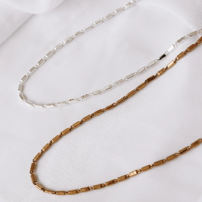 Elegant Jewelry, Exclusive Prices – Shop Now Ada - Stainless Steel Gold or Silver Necklace Elegant Jewelry, Exclusive Prices – Shop Now Ada - Stainless Steel Gold or Silver Necklace