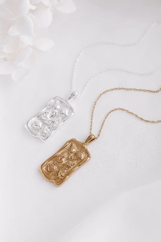 High-Quality Gemstone Jewelry For Special Occasions Astrid - Stainless Steel Gold or Silver Necklace High-Quality Gemstone Jewelry For Special Occasions Astrid - Stainless Steel Gold or Silver Necklace
