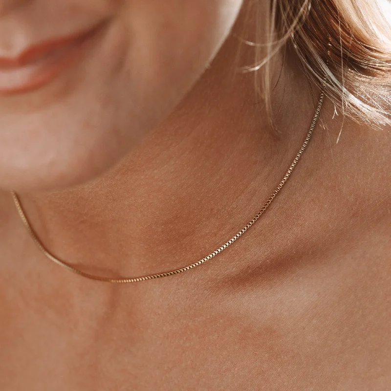 Luxury Meets Affordability – Jewelry Sale Now Live Dainty Box Choker
