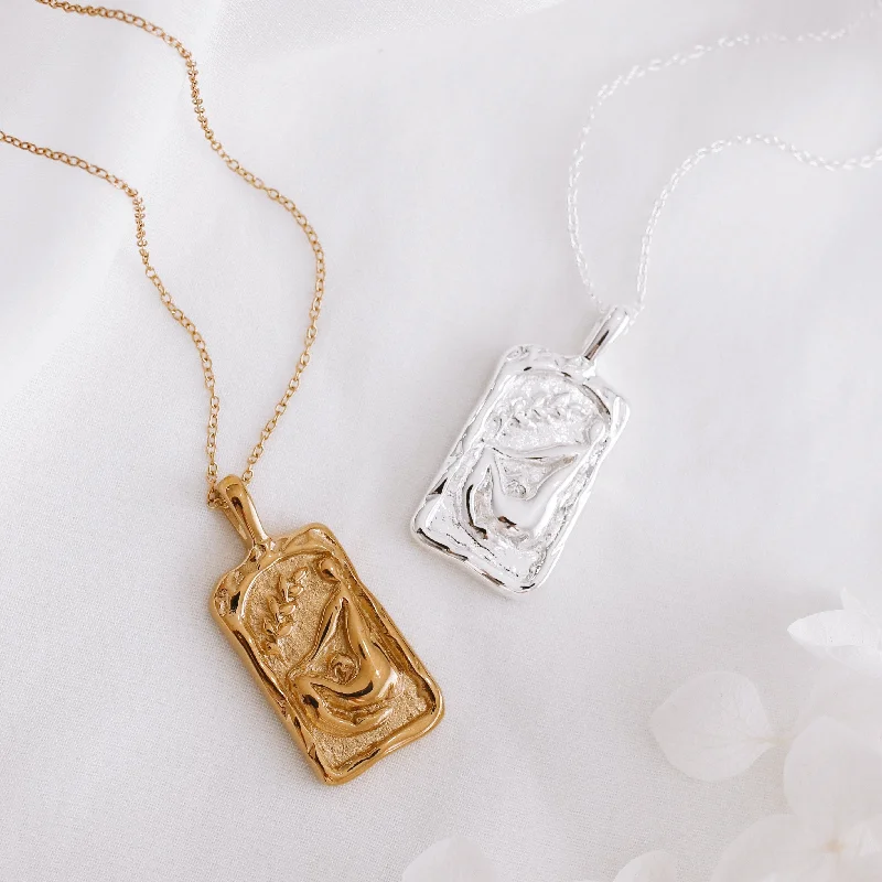 Luxury Jewelry Sale – Sparkle For Less Emme - Stainless Steel Gold or Silver Necklace Luxury Jewelry Sale – Sparkle For Less Emme - Stainless Steel Gold or Silver Necklace