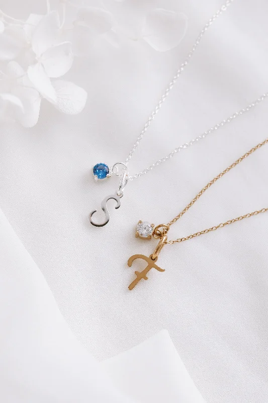 Unmissable Jewelry Clearance – Final Reductions Fia - Stainless Steel Letter Necklace with Birthstone Unmissable Jewelry Clearance – Final Reductions Fia - Stainless Steel Letter Necklace with Birthstone