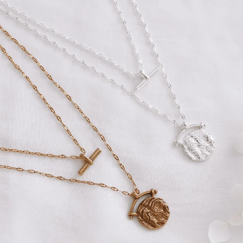 Romantic Heart-Shaped Jewelry For Special Gifts Fiona - Stainless Steel Gold or Silver Necklace Romantic Heart-Shaped Jewelry For Special Gifts Fiona - Stainless Steel Gold or Silver Necklace