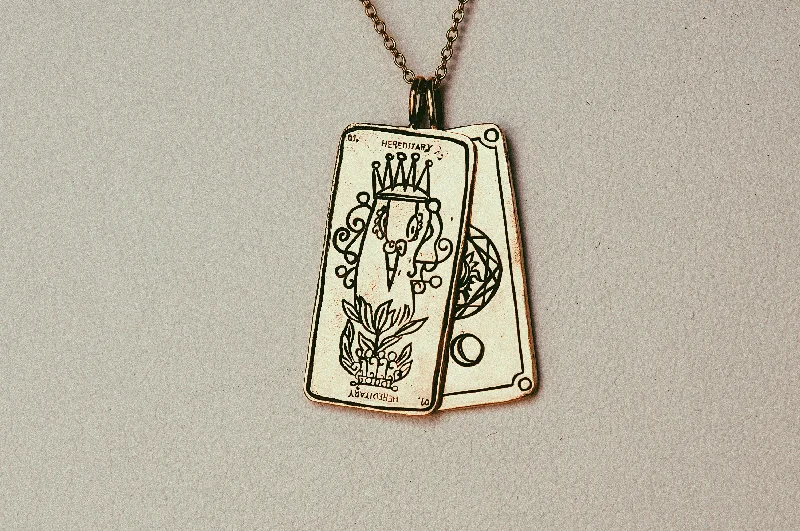 Premium Diamond Jewelry For Unforgettable Moments Hereditary Tarot Card Necklace
