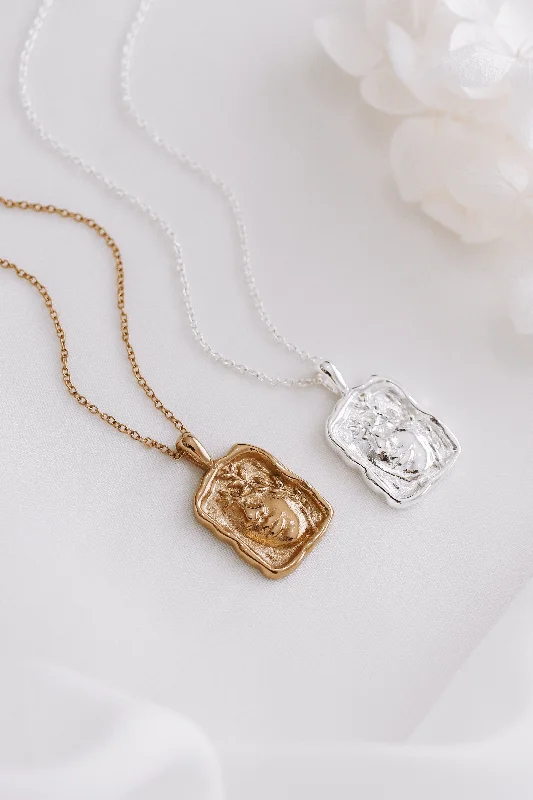Sparkle In Style With Our Best Jewelry Deals Lavender - Stainless Steel Gold or Silver Necklace Sparkle In Style With Our Best Jewelry Deals Lavender - Stainless Steel Gold or Silver Necklace