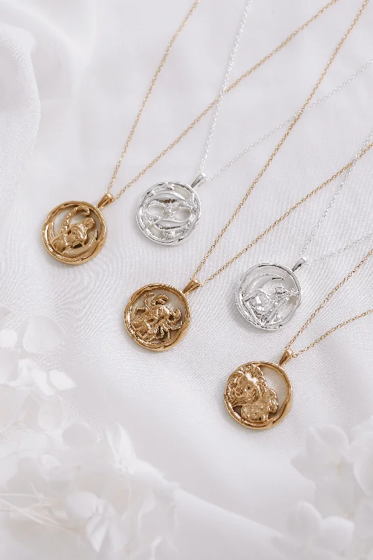 Must-Have Jewelry At Irresistible Discounts Amara - Stainless Steel Gold or Silver Necklace Must-Have Jewelry At Irresistible Discounts Amara - Stainless Steel Gold or Silver Necklace