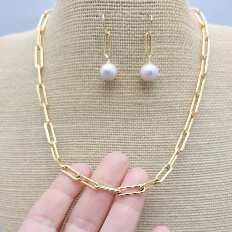 Discounted Jewelry For A Glamorous Look Thick Paperclip Chain