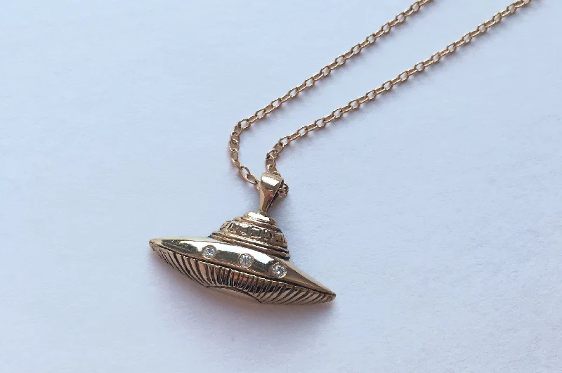 Once-A-Year Jewelry Sale – Grab Your Favorites Now Urobune UFO Pendant