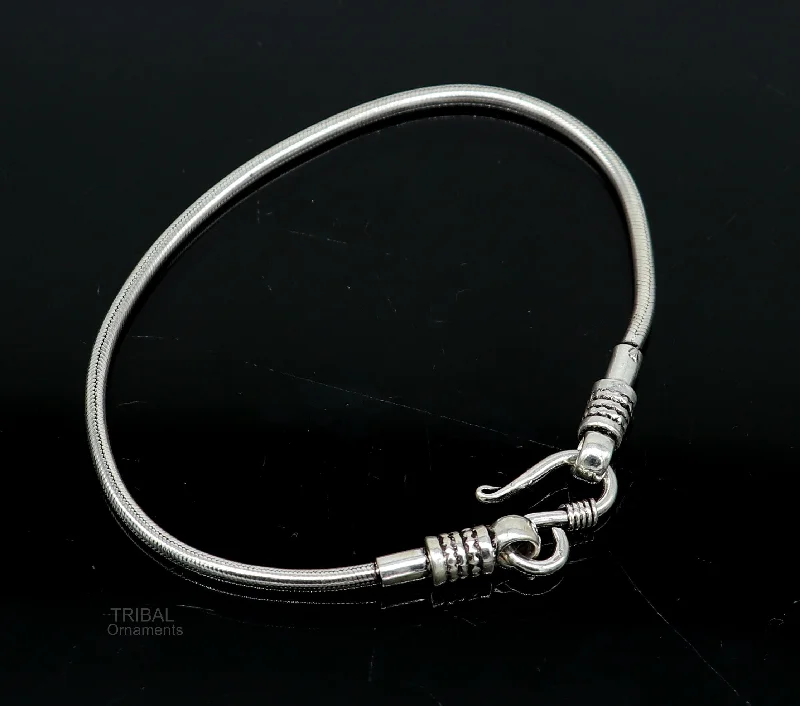 Jewelry Clearance Event – Last Chance For Stunning Deals 2 mm Vintage style snake chain handmade 925 sterling silver bracelet unisex indian tribal gifting to girl's or boy's jewelry sbr233 Jewelry Clearance Event – Last Chance For Stunning Deals 2 mm Vintage style snake chain handmade 925 sterling silver bracelet unisex indian tribal gifting to girl's or boy's jewelry sbr233